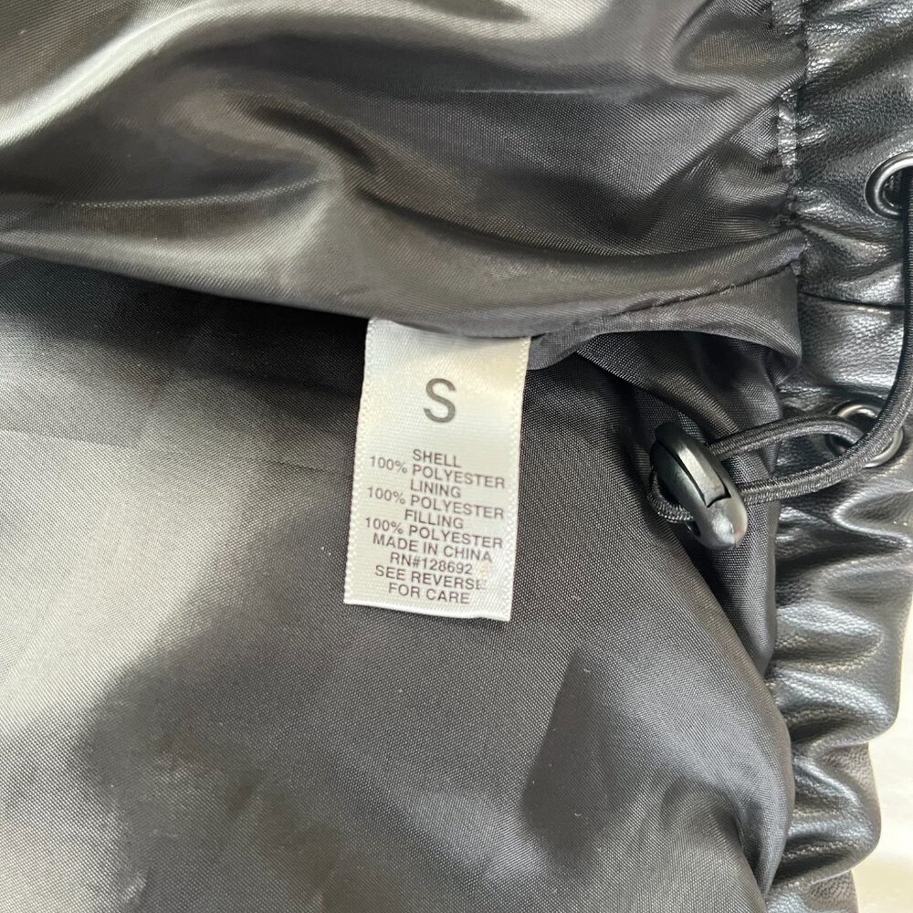 Madden Girl Black Faux Leather Cropped Oversize Puffer Vest | Size S - Picture 6 of 7